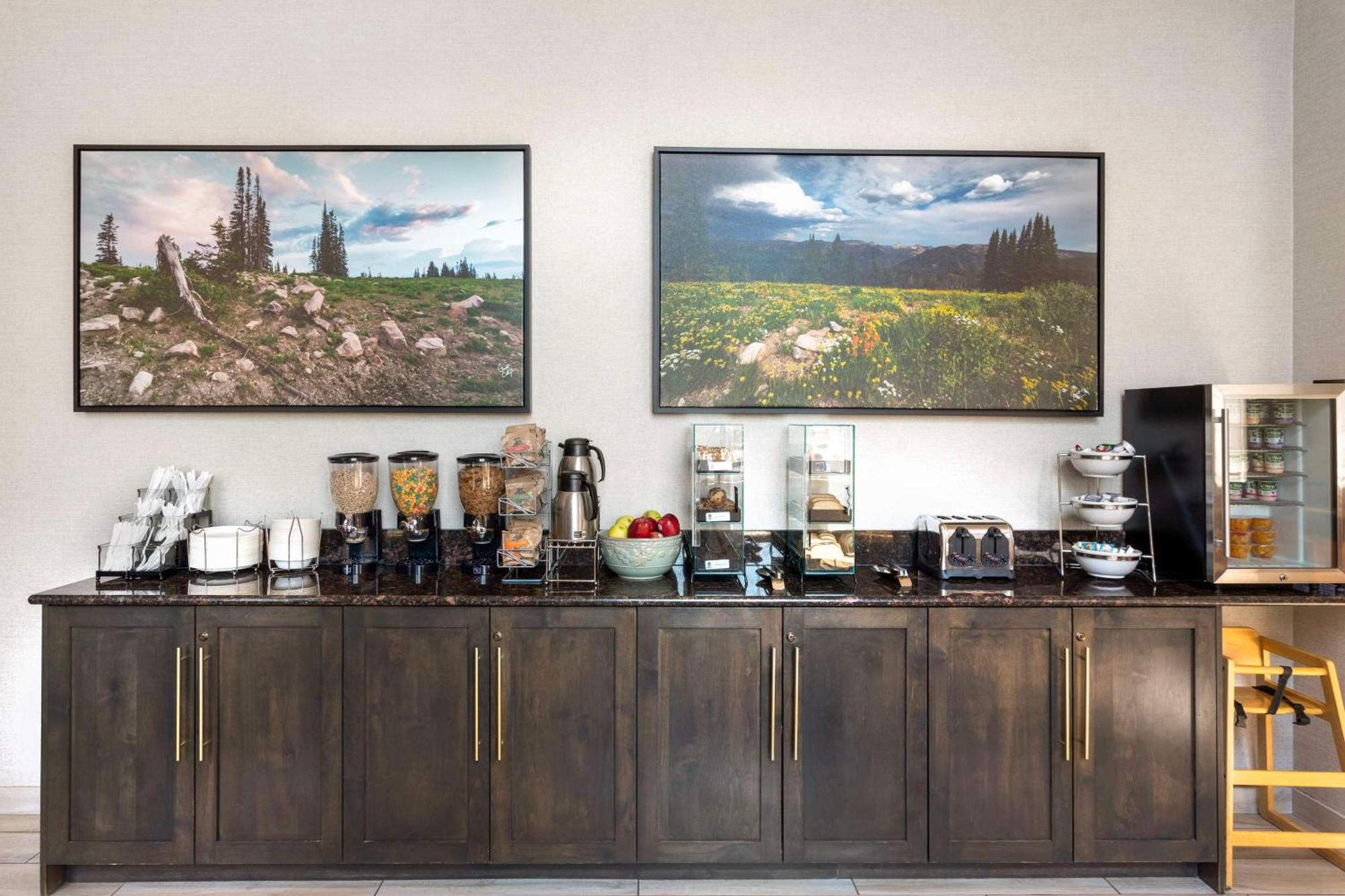Best Western Holiday Hills Coalville Luaran gambar