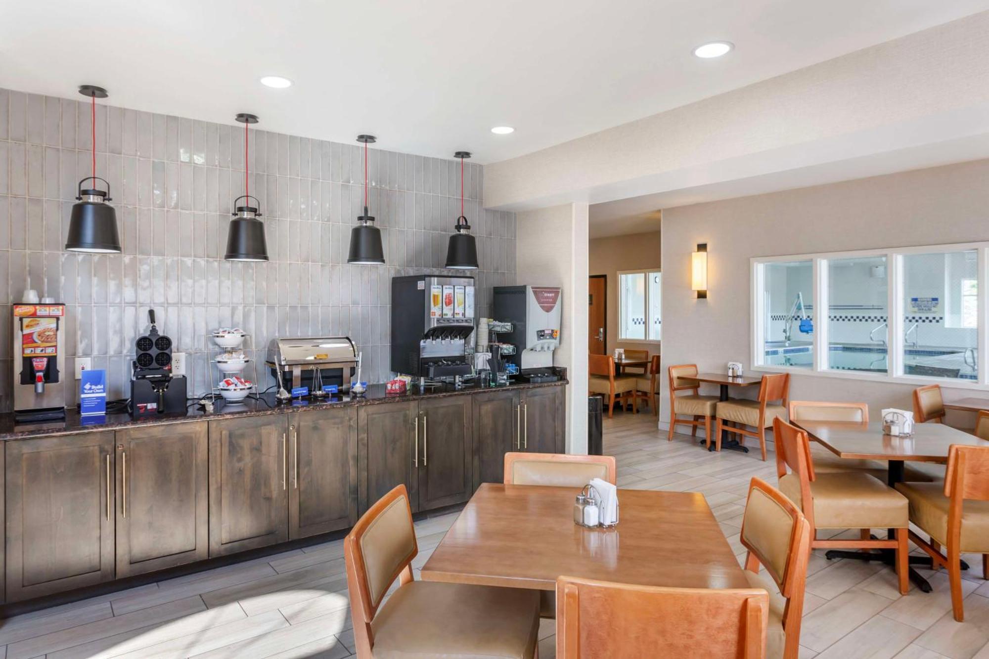 Best Western Holiday Hills Coalville Luaran gambar